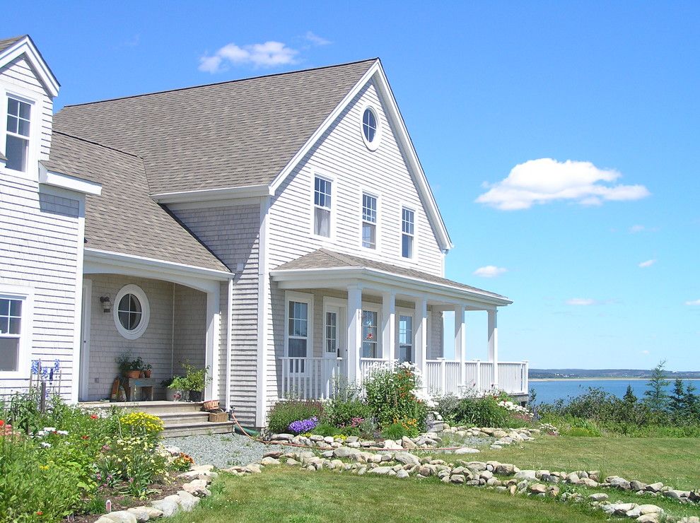 Lowes Round Rock for a Beach Style Exterior with a Turf and Overlooking the Ocean by Nc Designs