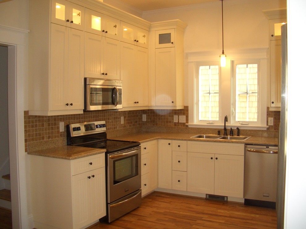 Mid Atlantic Builders for a Traditional Kitchen with a Traditional and Kitchen by Mid Atlantic Custom Builders, Inc