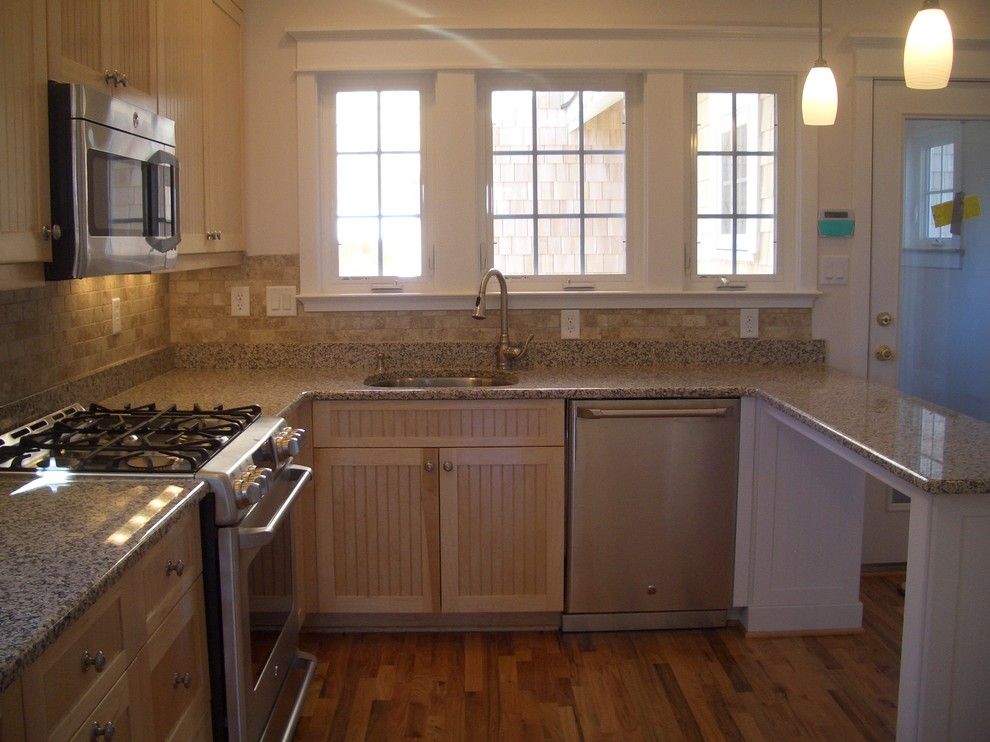 Mid Atlantic Builders for a Traditional Kitchen with a Traditional and Kitchen by Mid Atlantic Custom Builders, Inc