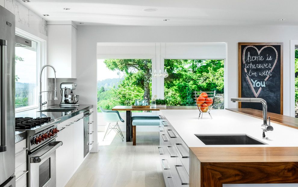 Neolith Countertops for a Modern Kitchen with a Modern Kitchen and Modern Kitchen   Neolith by Stone Center