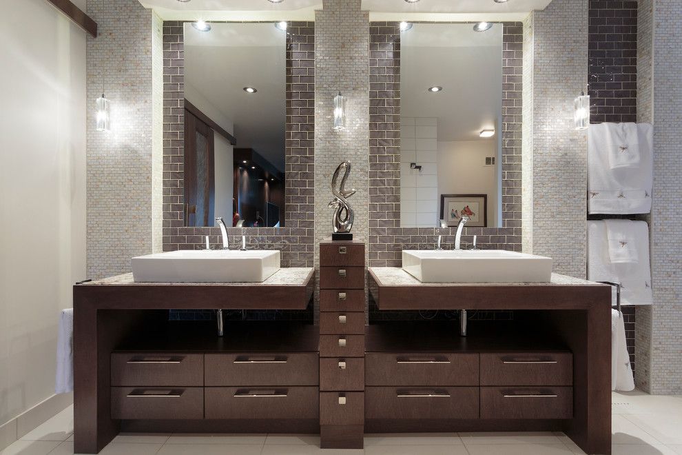 Ochre Lighting for a Contemporary Bathroom with a Pendant Light and Southboine Residence by Charisma, the Design Experience