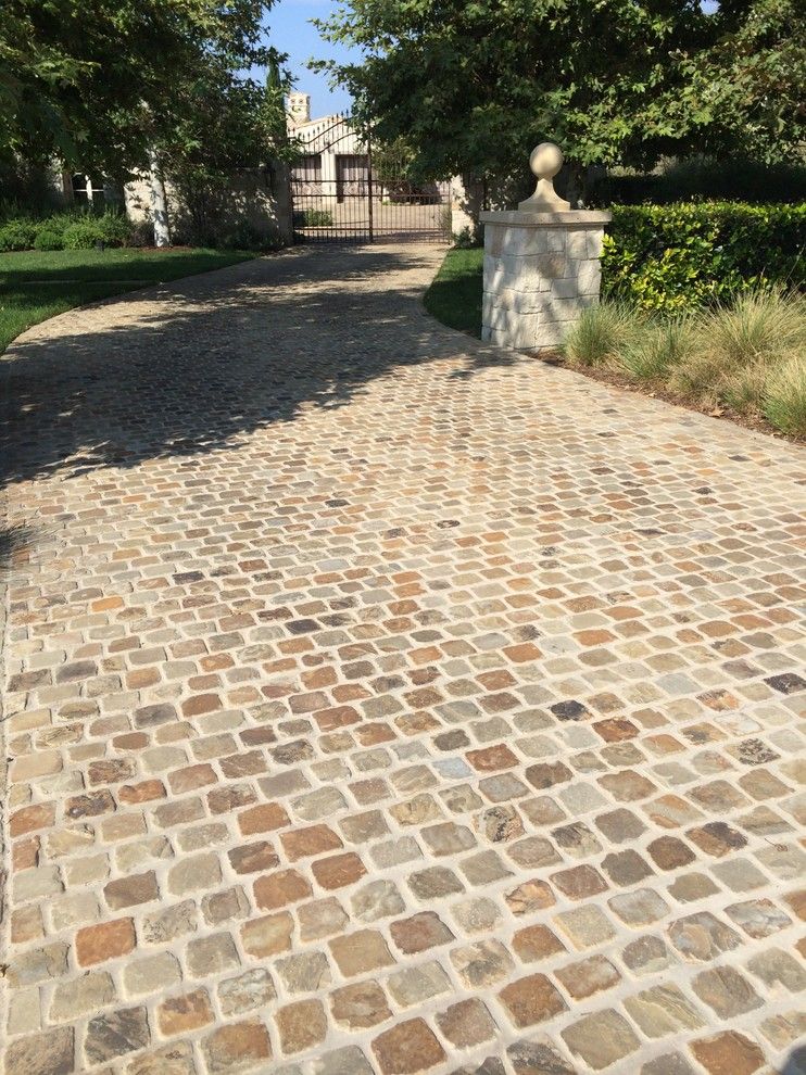 Orco Block for a Transitional Landscape with a Traditional and Residential Driveway by Orco Block & Hardscape