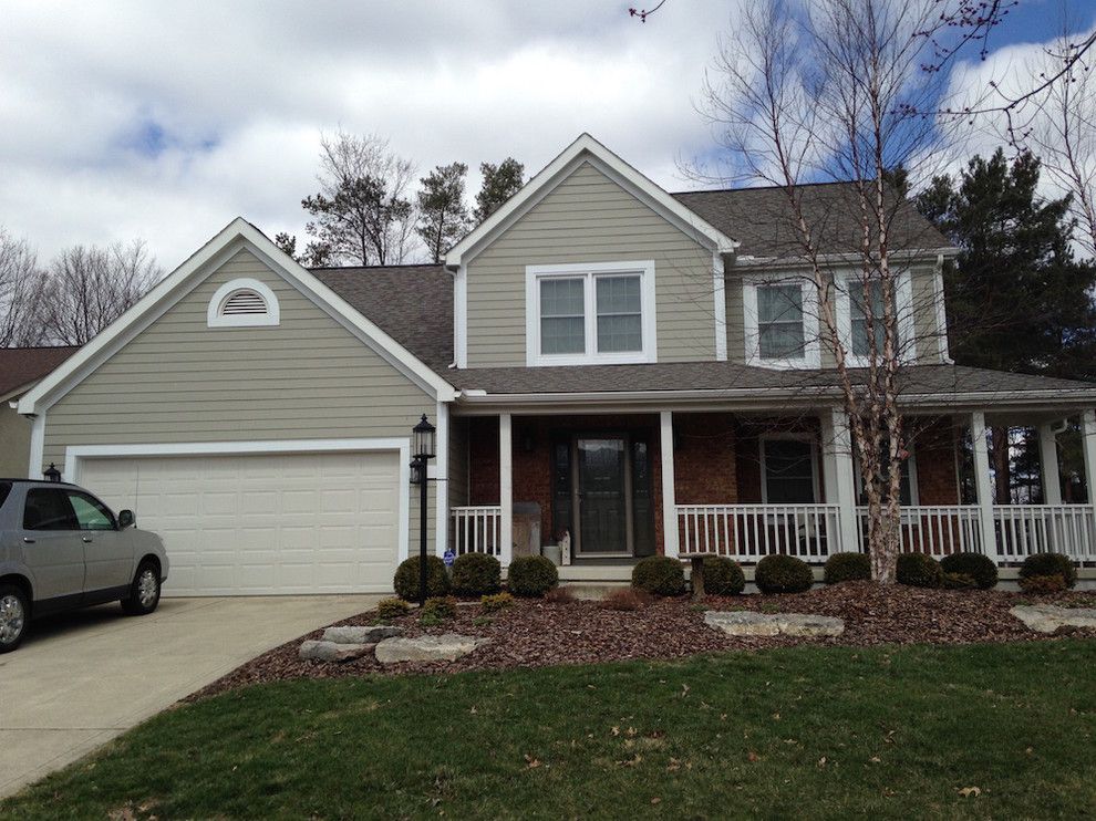 Owens Corning Roofing for a Traditional Exterior with a Monterey Taupe and James Hardie 7.25