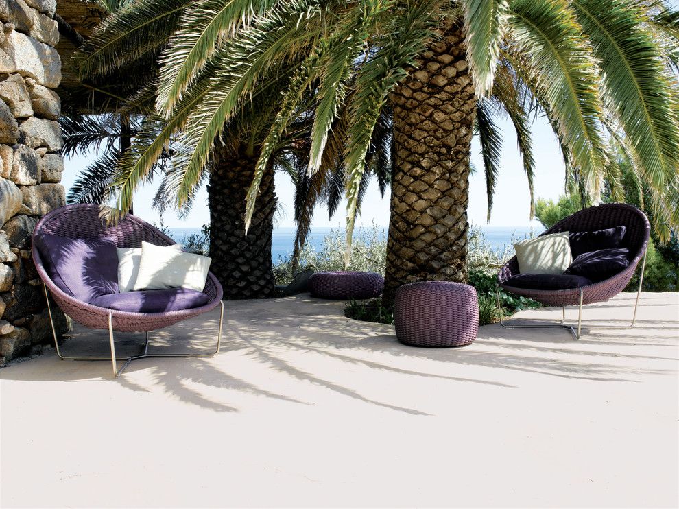 Paola Lenti for a Beach Style Patio with a Decorative Pillows and Nido Seat in Nylon Braid for Outdoor by Paola Lenti by Escale Design