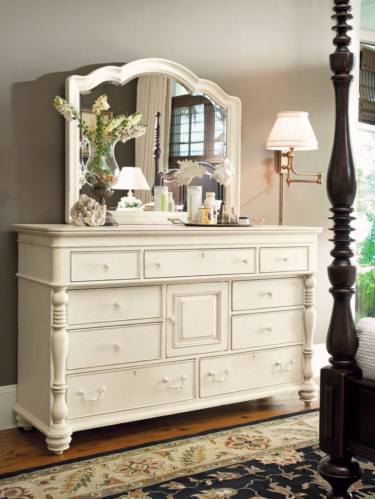 Paula Deen Lemonade for a Farmhouse Spaces with a Farmhouse and Paula Deen Home Furniture by Babette's Furniture