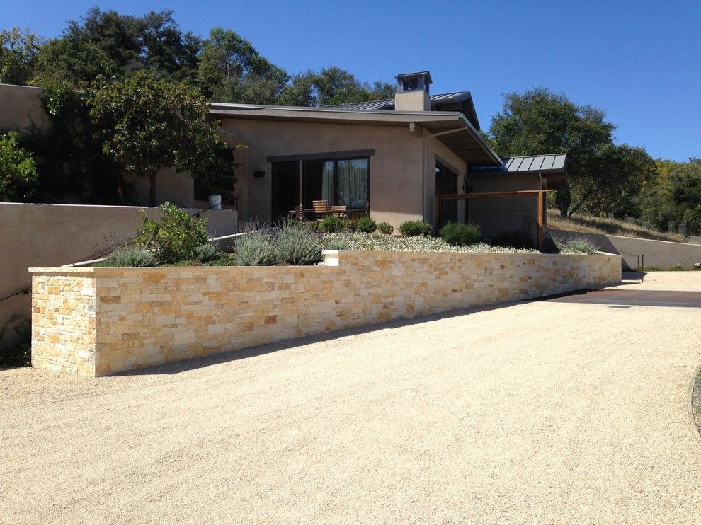 Peninsula Building Materials for a  Spaces with a Arizona Flagstone and First Impressions, Your Home Entry by Peninsula Building Materials