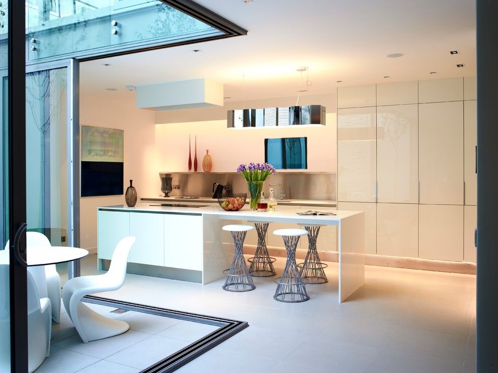 Peoples United Bank for a Contemporary Kitchen with a Luxury Living and Callender Howorth   Devonshire Mews West by the Art of Bespoke