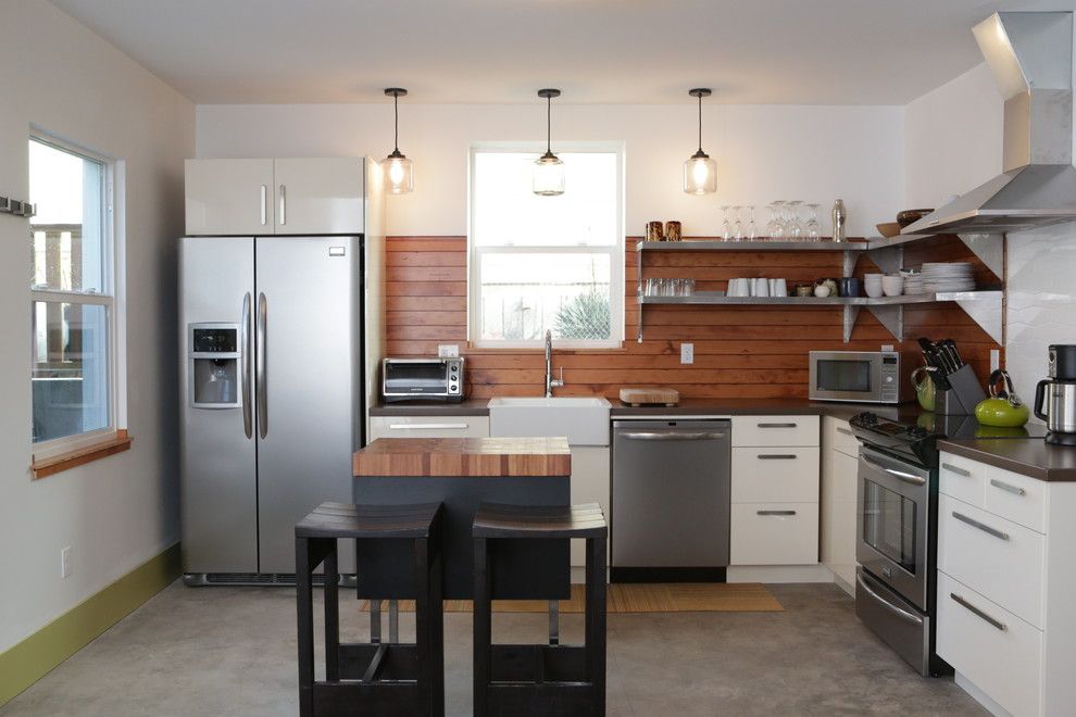 Pullman Building Supply for a Contemporary Kitchen with a L Shape Layout and Shift Vacation Rentals by Encircle Design and Build