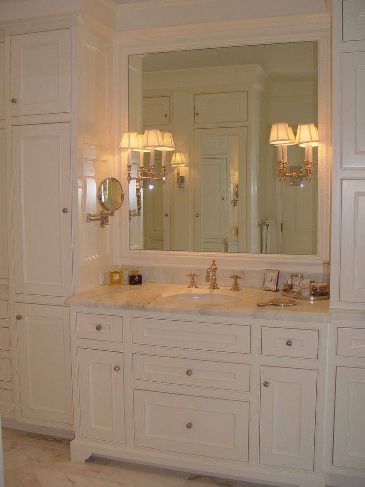 Raylee Homes for a Traditional Bathroom with a Swing Arm Mirror and Alamo Residence by Home Systems , Wendi Zampino