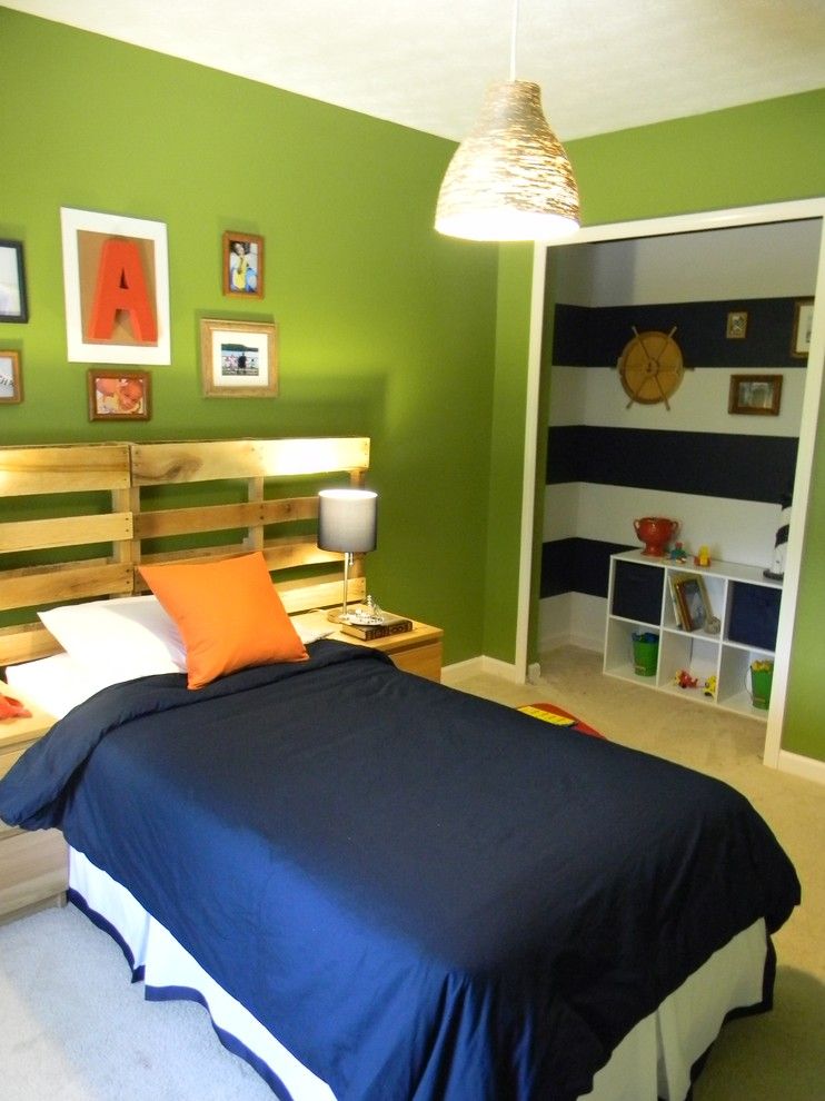 Repurposed Pallets for a Eclectic Kids with a Boys and Nautical Bedroom (Www.home23duncanboys.blogspot.com) by Lakeitha Duncan