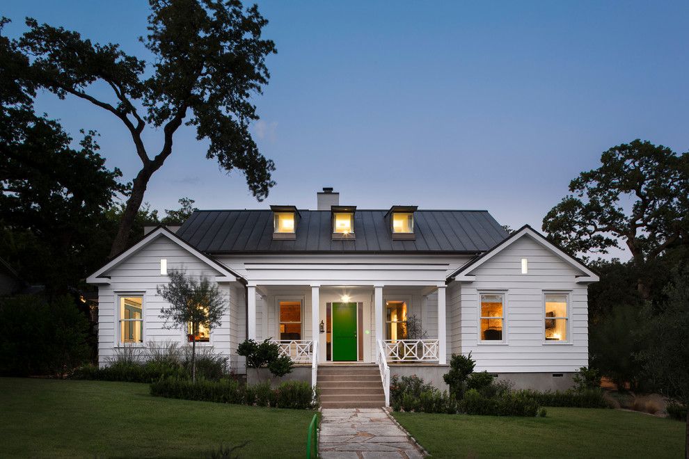 Ryan Lawn and Tree for a Farmhouse Exterior with a White Exterior and Palma Plaza by Hugh Jefferson Randolph Architects