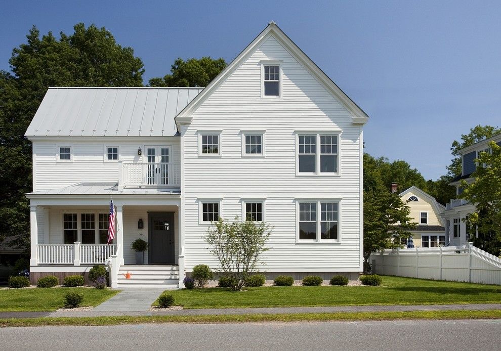 Senergy for a Traditional Exterior with a Traditional and Concord Green Home by Zeroenergy Design