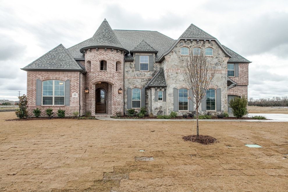 Shaddock Homes for a Transitional Exterior with a Brick and Stone and Havenhurst | Kings Crossing | Shaddock Homes by Shaddock Homes