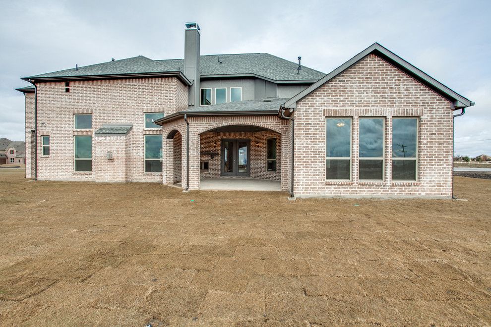 Shaddock Homes for a Transitional Exterior with a Exterior and Havenhurst | Kings Crossing | Shaddock Homes by Shaddock Homes