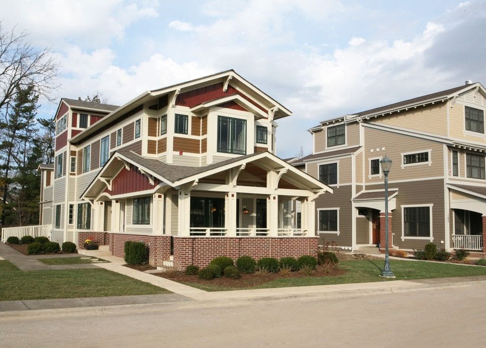 Shotgun Houses for a Traditional Exterior with a Not So Big House and Libertyville Not So Big Showhouse by Sarah Susanka, Faia