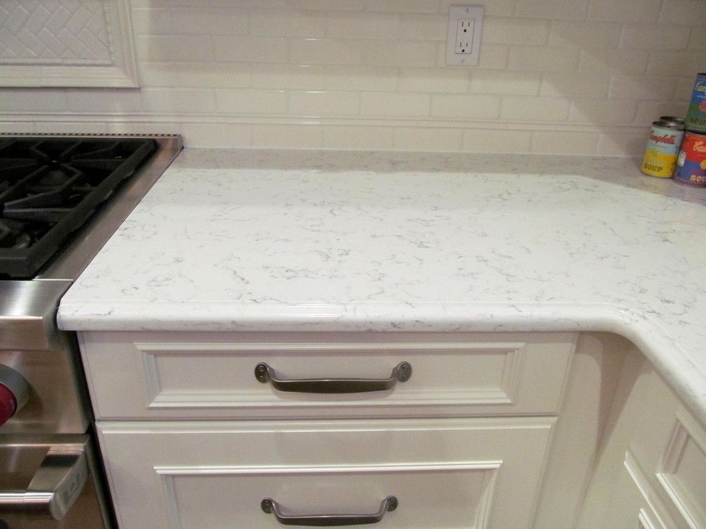 Silestone Lyra For A Traditional Kitchen With A Silestone Lyra