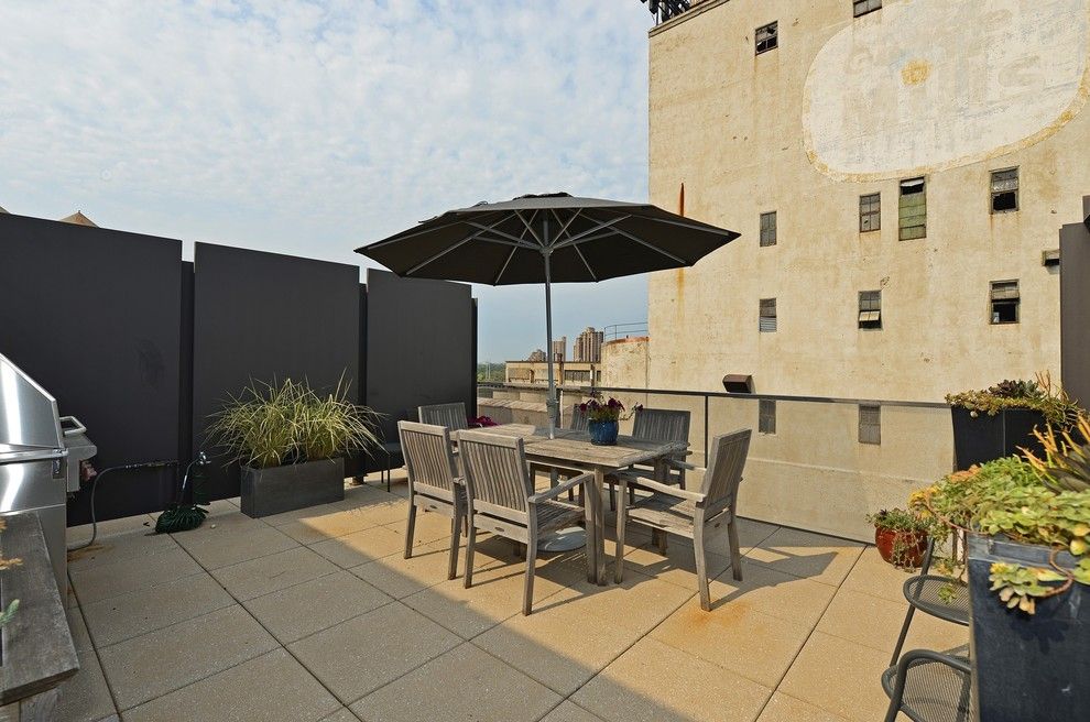 Sobe Furniture for a Contemporary Patio with a Metal Cafe Chairs and Minneapolis by Spacecrafting / Architectural Photography