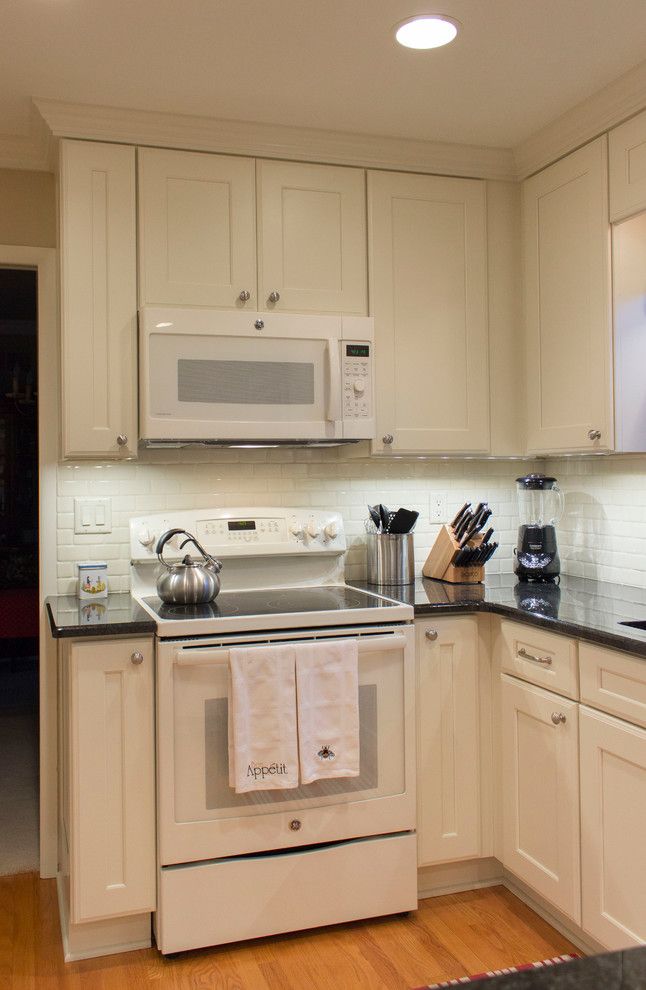 Solera Sinks for a Transitional Kitchen with a Transitional Kitchen and Ksi Designer, Joe Peace by Ksi Kitchen & Bath