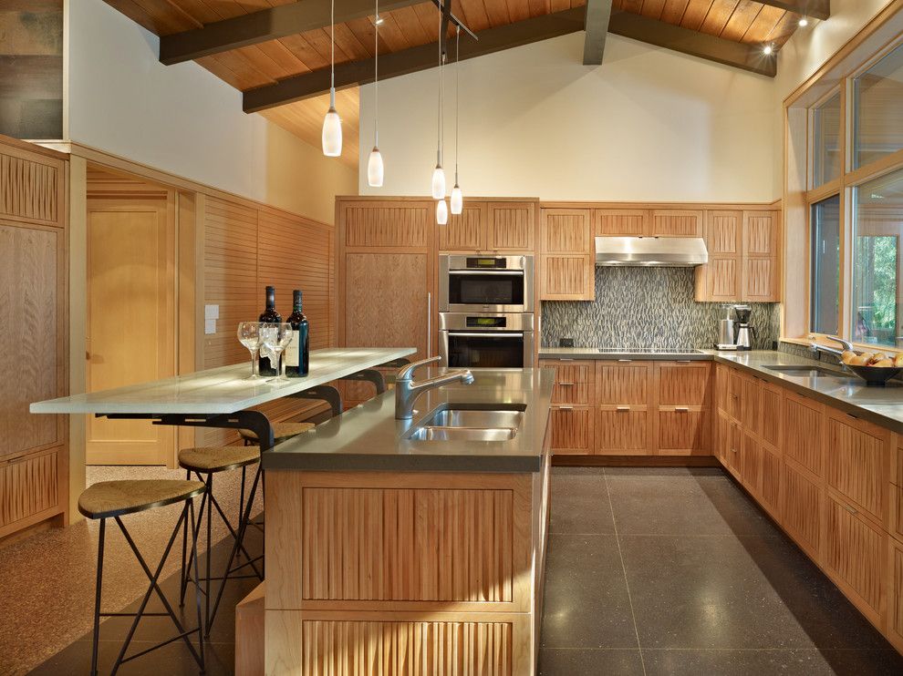 Starfire Glass for a Midcentury Kitchen with a Exposed Beams and Lake Forest Park Renovation by Finne Architects