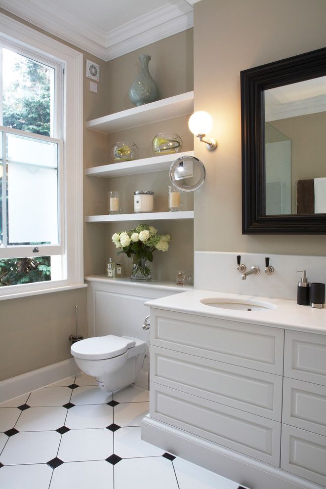 Stony Brook Theater for a Traditional Bathroom with a Beige Walls and Dunsany Road by Laura Hammett Ltd