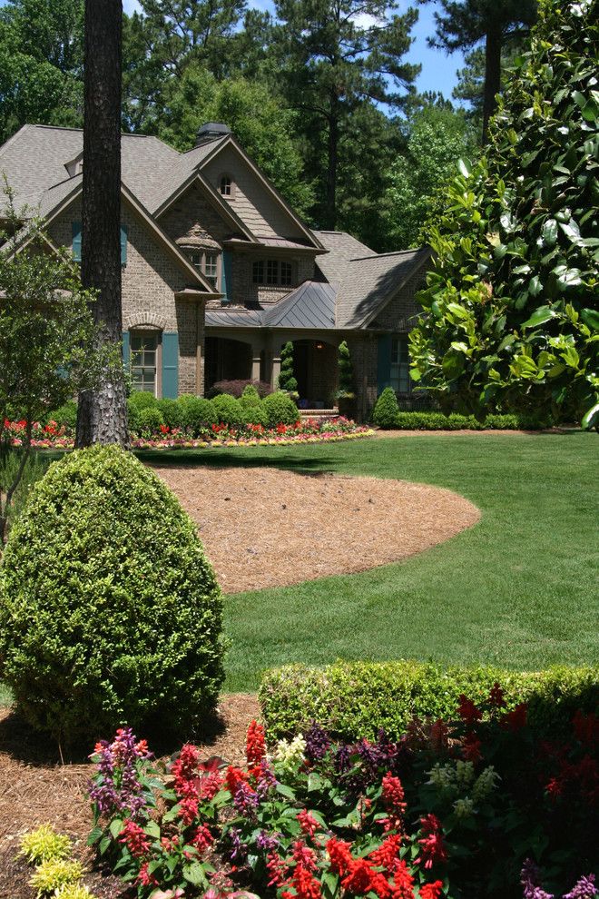 Super Sod for a Contemporary Landscape with a Lawn Garden and Leisure Time(r) Zoysia Garden by Super Sod