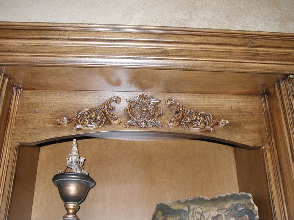 Superior Moulding for a  Spaces with a Onlay Crown Moulding and Frazier by Superior Moulding of Nevada