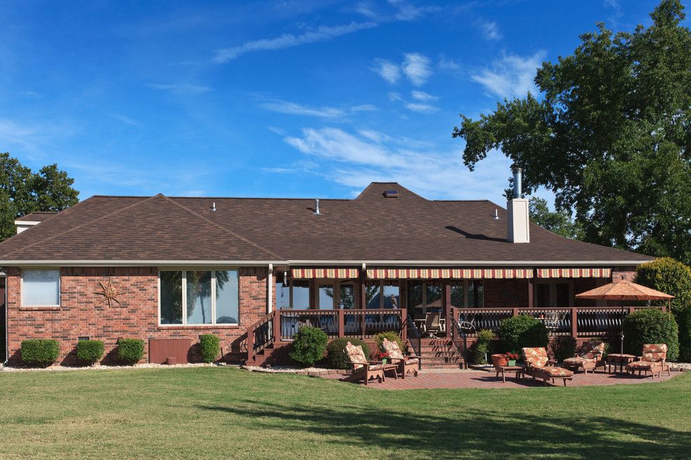 Tamko Heritage for a  Spaces with a Brown Roof and Residential Roofing by Tamko Building Products, Inc.