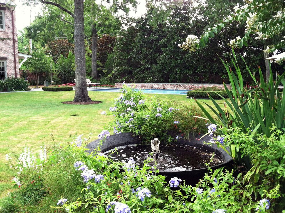 Tellepsen for a Traditional Landscape with a Fountain and Inverness Southern Garden by Tellepsen Landscaping