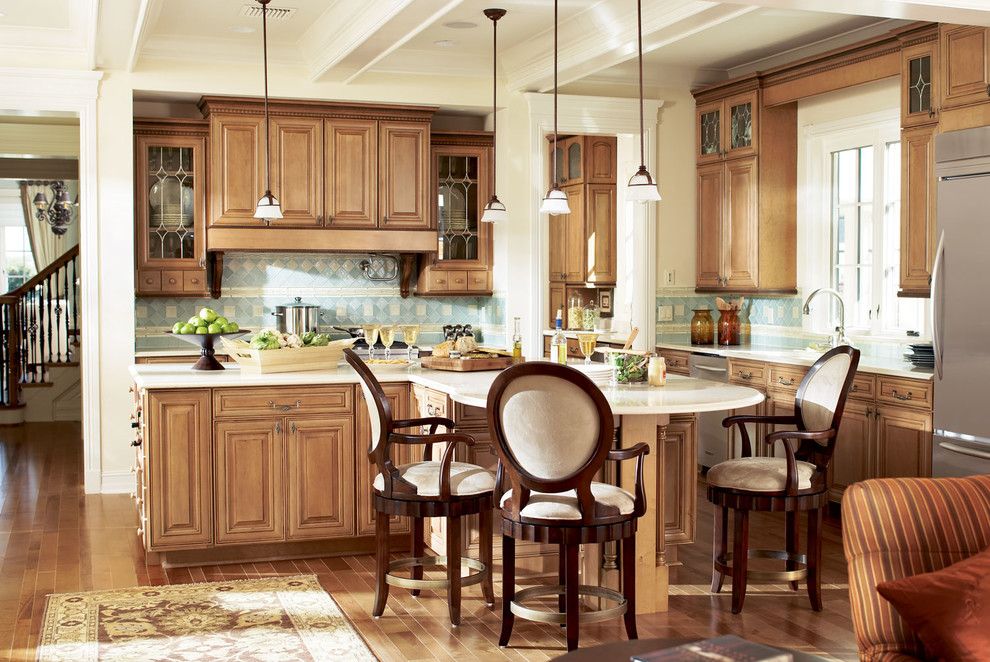 Timberlake Cabinets for a Traditional Kitchen with a Timberlake Cabinets and Cabinets and Cabinetry by Elevations | Design Solutions by Myers