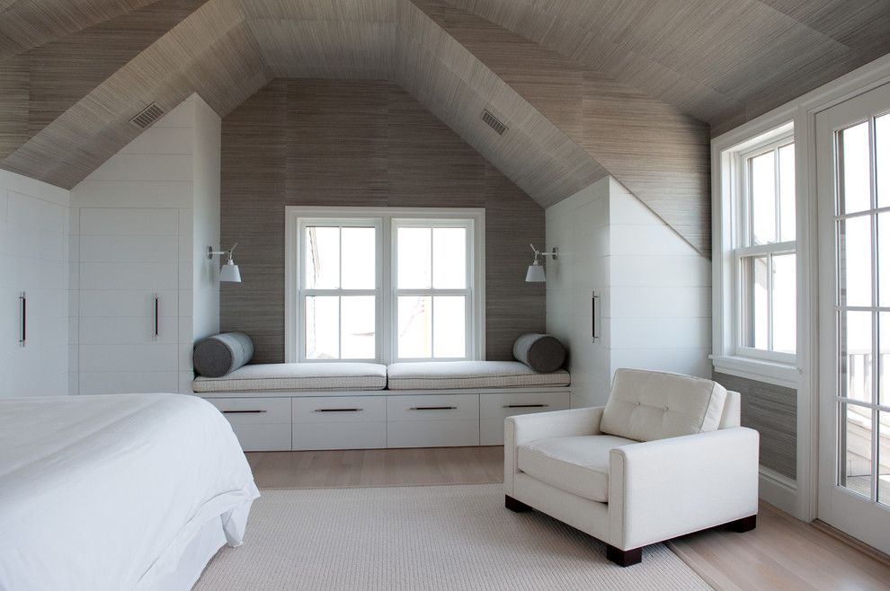 Timberpeg for a Beach Style Bedroom with a Sconces and Quaise Road by Bpc Architecture