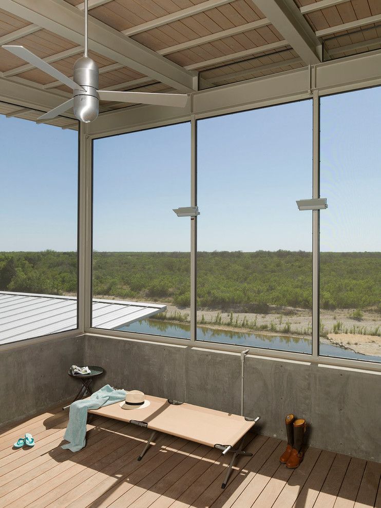 Treehouse Austin for a Modern Porch with a Cast in Place Concrete and Locomotive Ranch Trailer by Andrew Hinman Architecture