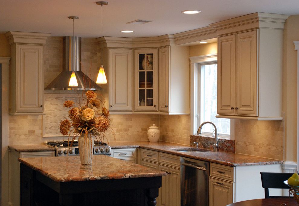 Waypoint Cabinets for a Traditional Kitchen with a Bordeaux and Cranbury Design Center by Cranbury Design Center Llc