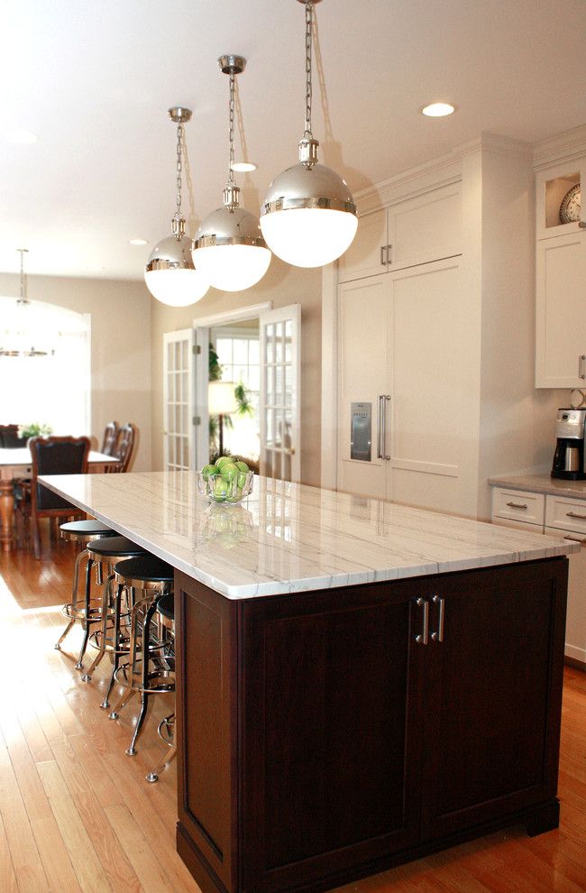 White Macaubas Quartzite for a Contemporary Kitchen with a Natural and White Macaubas Quartzite Kitchen by Stoneshop