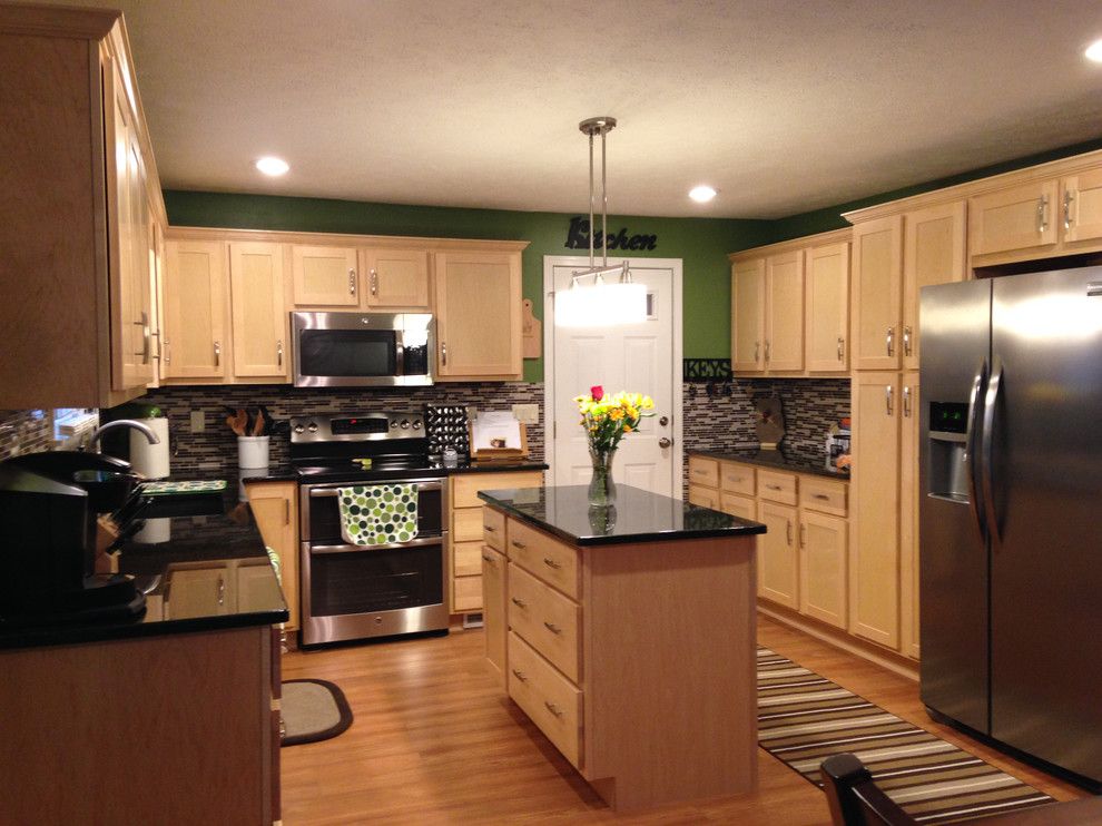 Wilke Window for a Contemporary Kitchen with a Shaker Style Door Cabinet and Kountry Wood Products 