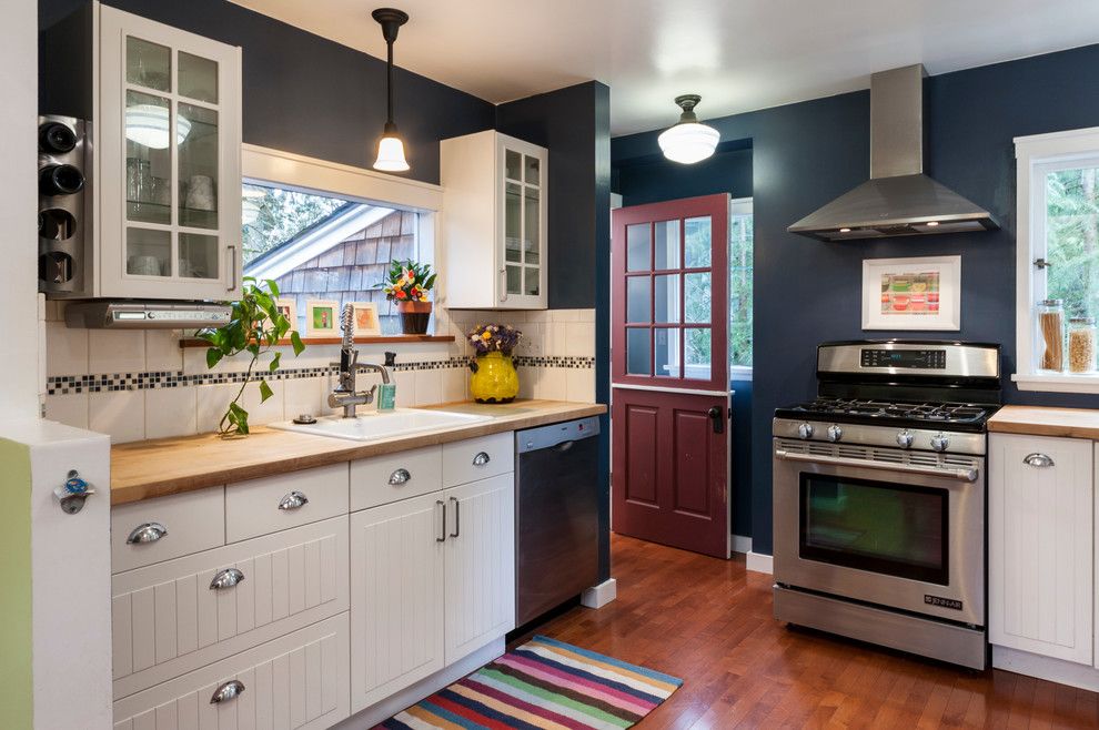 8z Real Estate for a Farmhouse Kitchen with a Dutch Door and Real Estate Photography by Jesse Young Property and Real Estate Photography