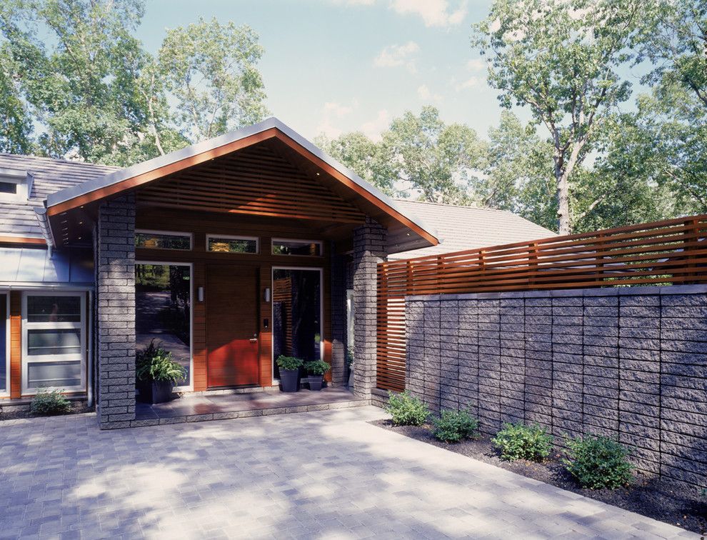 Cinder Block Wall for a Modern Exterior with a Garden Wall and the Line House by Hufft Projects