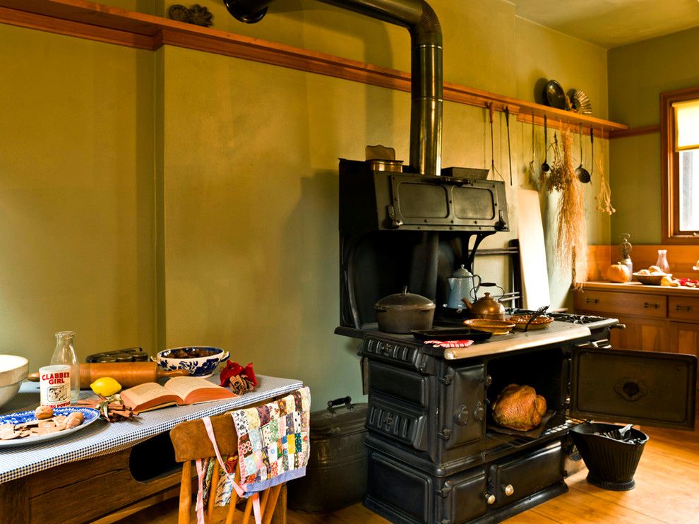 Frank Lloyd Wright Oak Park for a Traditional Kitchen with a Oak Park and Frank Lloyd Wright Home & Studio by Cynthia Lynn Photography