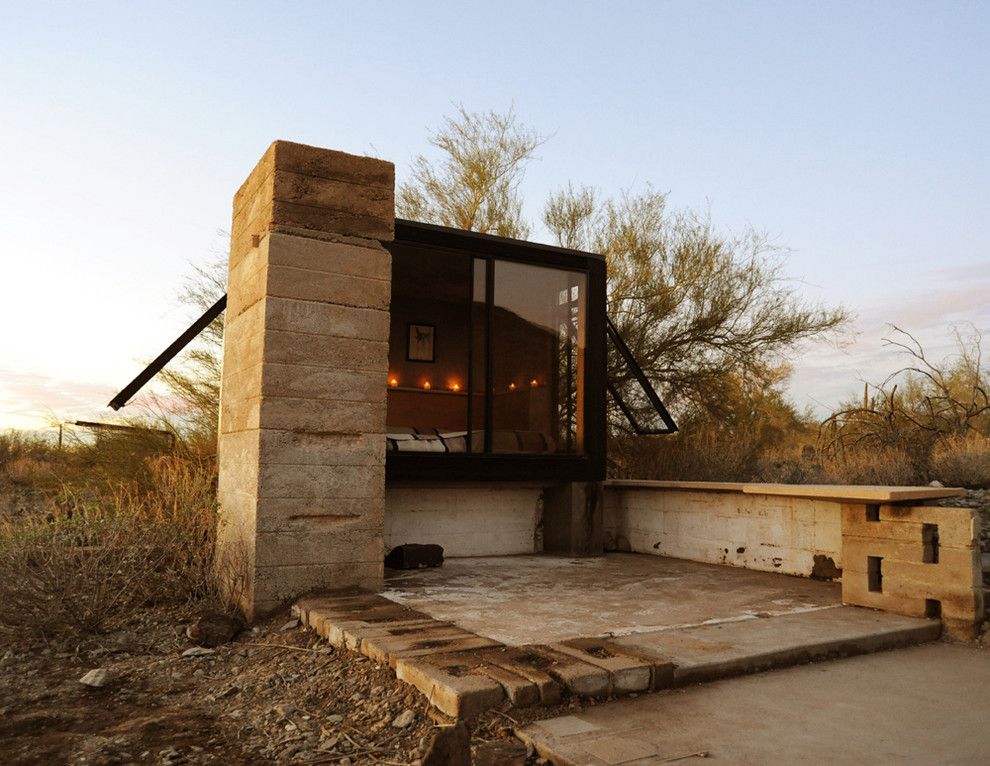 Frank Lloyd Wright Phoenix for a Eclectic Exterior with a Concrete Wall and the Miner's Shelter by Broken Arrow Workshop