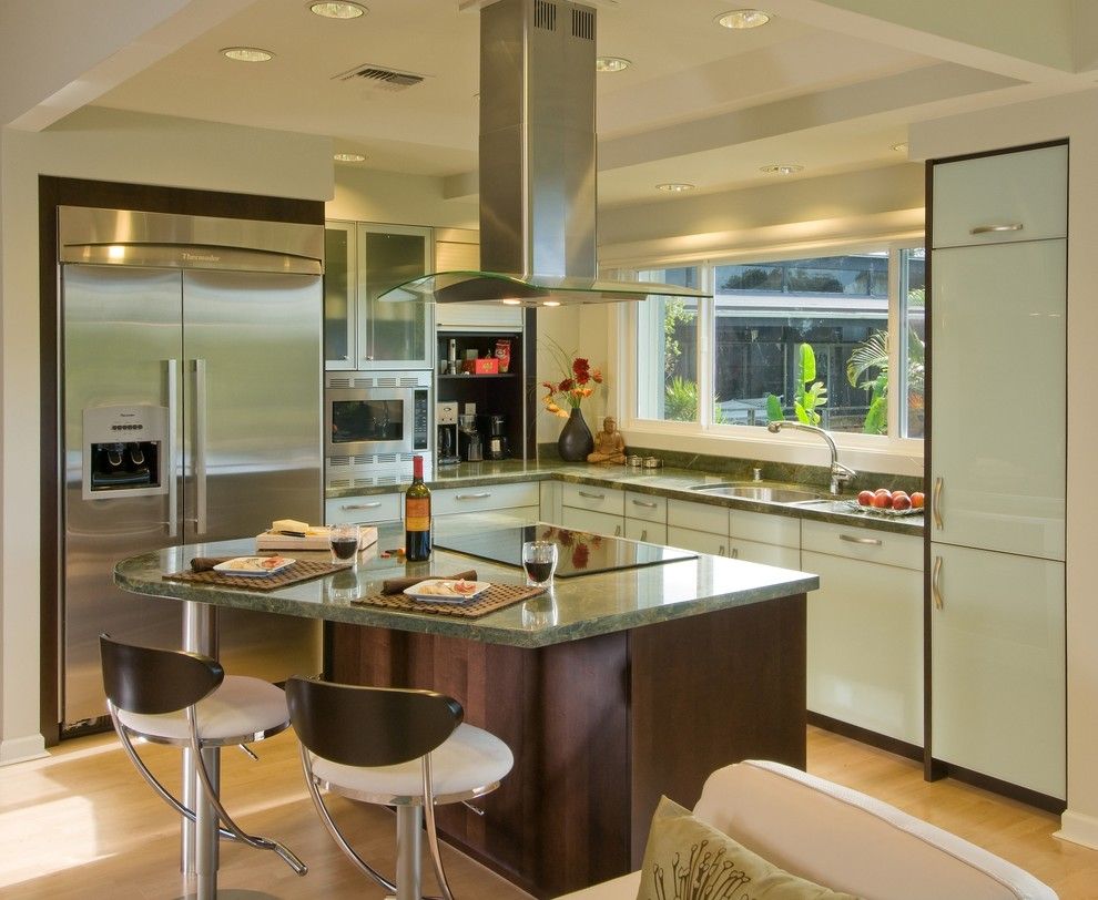 Lowes Hawaii for a Contemporary Kitchen with a Tray Ceiling and a Room with a View by Archipelago Hawaii Luxury Home Designs