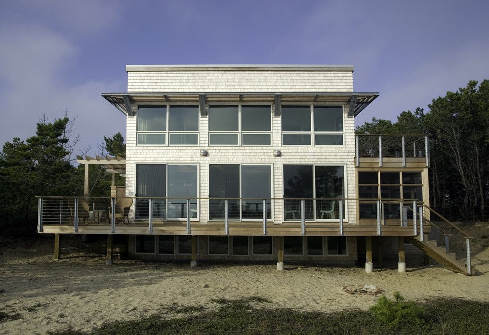 Lowes Vero Beach for a Beach Style Exterior with a Overhang and Bay View Beach Residence, Wellfleet by Hammer Architects