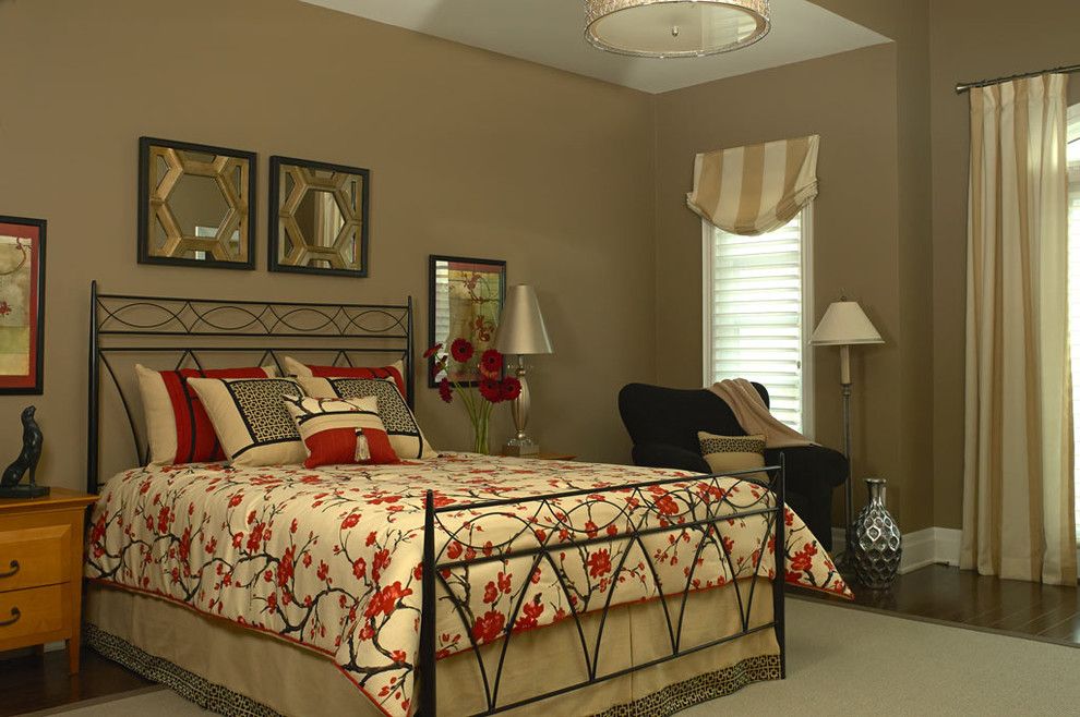 Lumar for a Transitional Bedroom with a Curtain and Aurora, Ontario Belfontain Project by Lumar Interiors