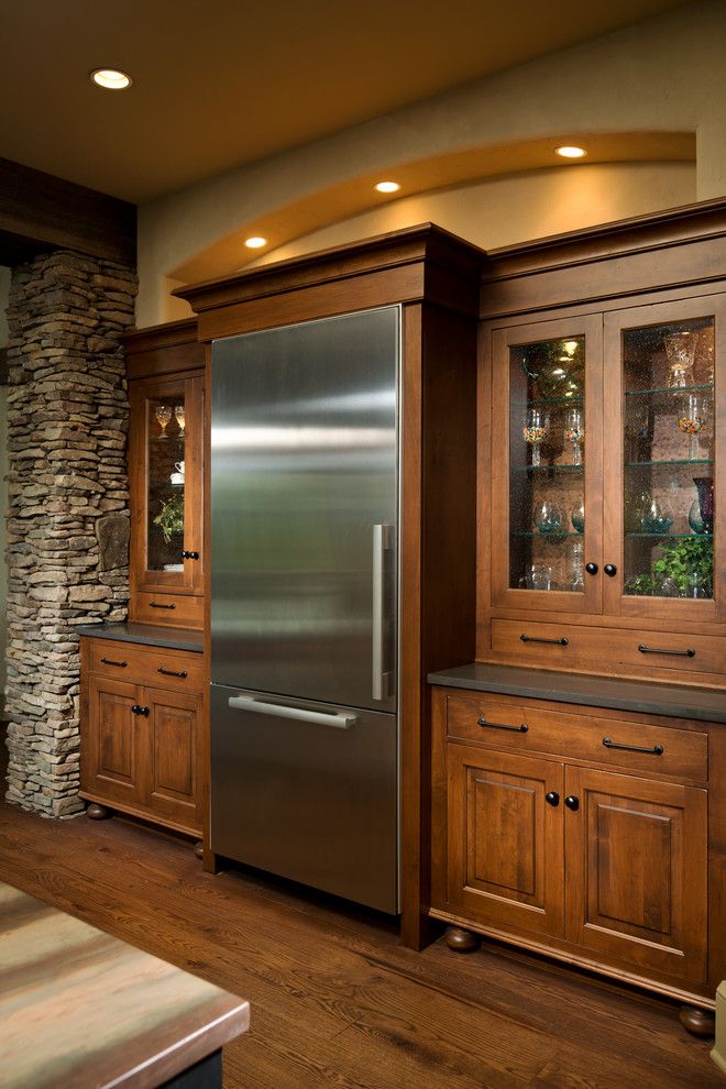 Rosewood Homes for a Rustic Kitchen with a Frameless Cabinetry and 2014 Parade of Homes   Pinnacle Home Winner – Best Kitchen by Columbia Cabinets