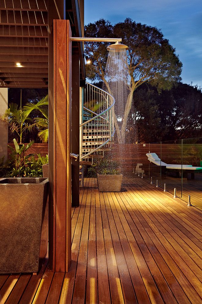 Tankless vs Tank Water Heater for a Contemporary Patio with a Outdoor Shower and Lanoma Place by Impress Photography