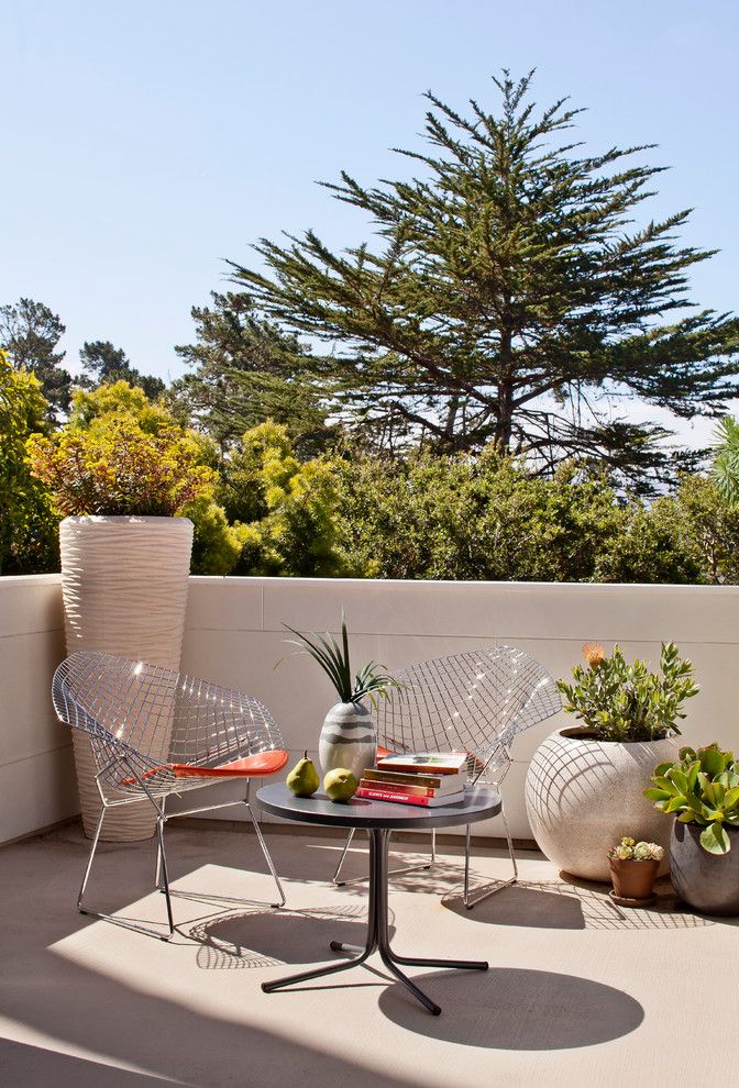 Westcoat for a Midcentury Patio with a Potted Plants and Carmel Mid Century Leed by Studio Schicketanz