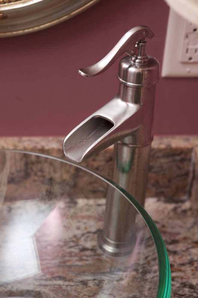 Acme Glass for a Traditional Spaces with a Open Spout Faucet and Bathroom Designs by Acm Design