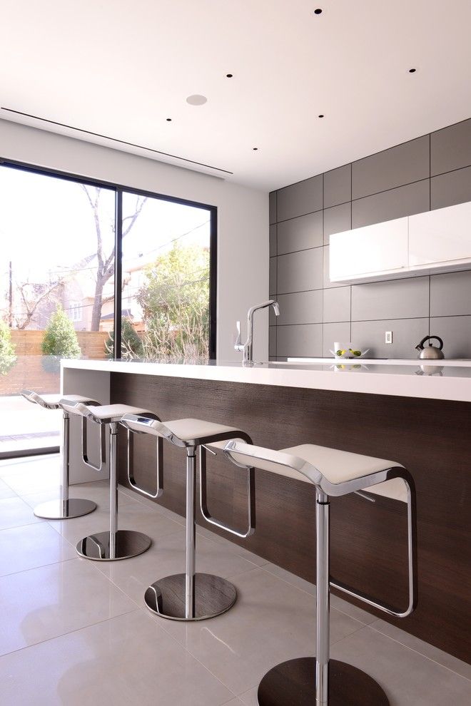 Aia Houston for a Contemporary Kitchen with a Wood and Bricker Kitchen by Cantoni