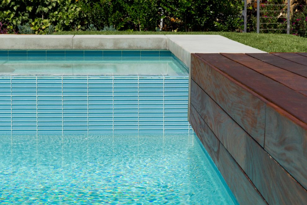 Angelus Block for a Contemporary Landscape with a Mod and Modern Minimalist by Dp Environments