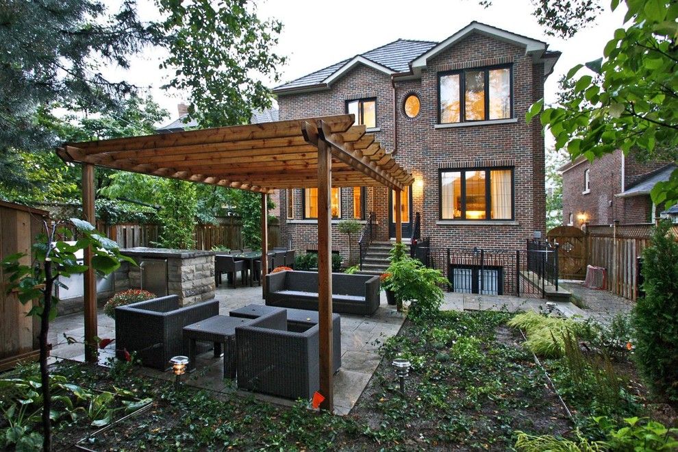 Arbors on Post Oak for a Contemporary Landscape with a Patio Furniture and City by Duncan Consultants