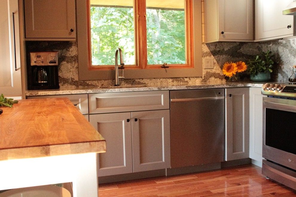 Asko Appliances for a  Kitchen with a Benjamin Moore and Spencer Hill by Dina Graham Design