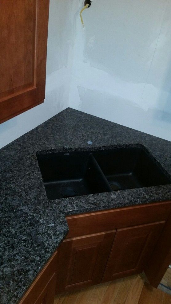 Backpage Wichita Kansas for a Transitional Kitchen with a Kitchen and Autumn Brown Granite by Creative Surfaces